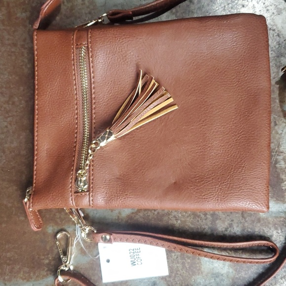 Brown crossbody bag with front zipper tassel - Picture 2 of 5